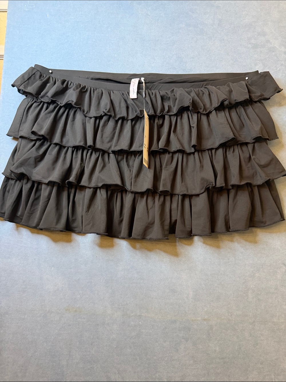 NWT Urban Outfitters Black Tiered Ruffle Mini Skort Size XL